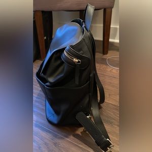 Mina Baie Vegan Leather Kinney